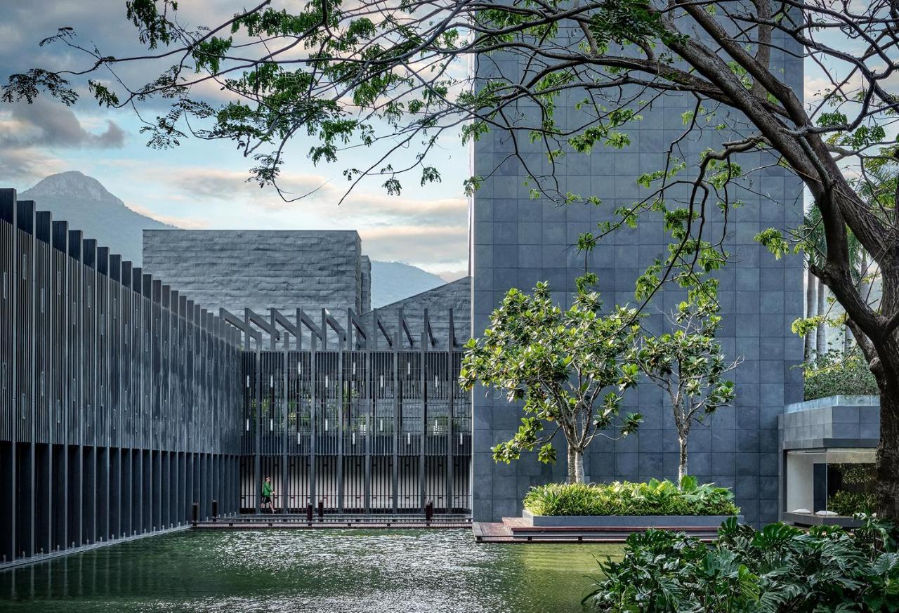 Park Hyatt Sanya Sunny Bay Resort Exterior photo